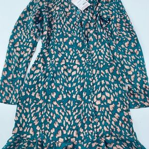 TALL SATIN ANIMAL RUFFLE IS DRESS
MULT